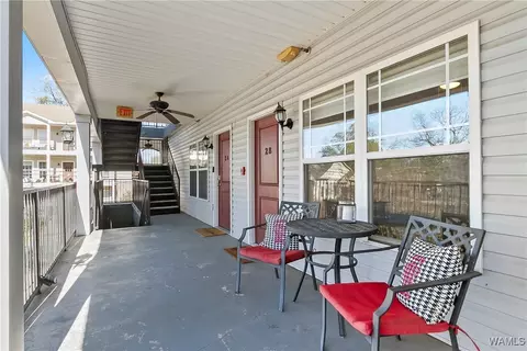 801 16th Ave #2B, Tuscaloosa, AL 35401