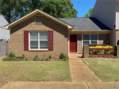 1038 Fairfax Dr, Tuscaloosa, AL 35406