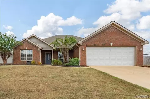 16384 Cherokee Bend Pkwy, Moundville, AL 35474