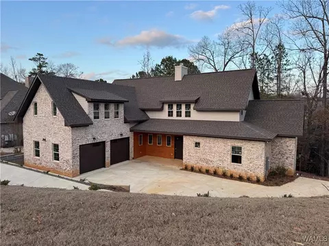 13807 Burks Pkwy, Northport, AL 35475