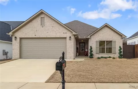 12627 Windword Pointe Dr, Northport, AL 35475