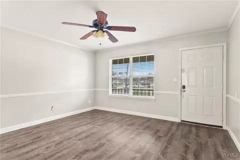 1813 Hackberry Ln #6, Tuscaloosa, AL 35401