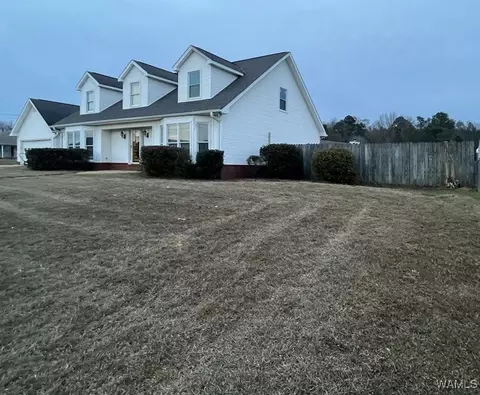 6334 Hibiscus Ln, Northport, AL 35473