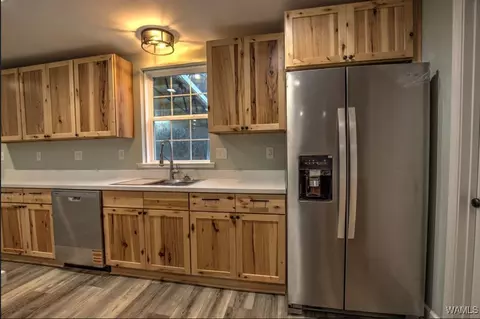 Kitchen - 12159 Northside Rd, Berry, AL 35546 photo 3 of 4