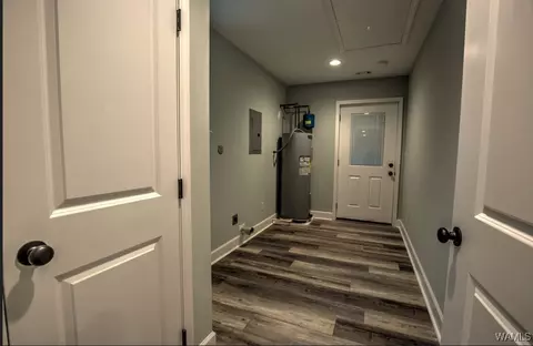 Entry Way - 12159 Northside Rd, Berry, AL 35546 photo 2 of 2