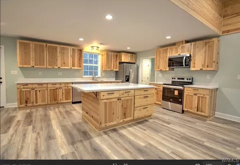 Kitchen - 12159 Northside Rd, Berry, AL 35546 photo 4 of 4