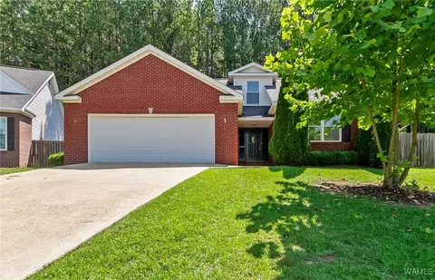 4007 Savanah St, Northport, AL 35473
