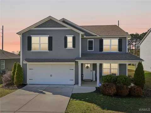 2712 Trestle Park Cir, Northport, AL 35473