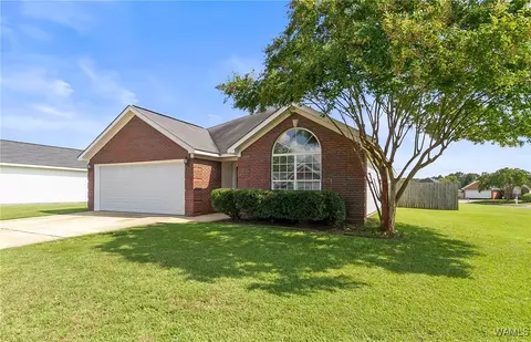 4712 Madison Cir, Northport, AL 35475