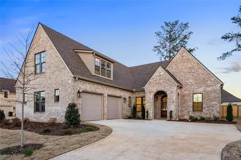 5811 Edgefield Ave, Tuscaloosa, AL 35406