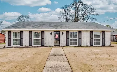 19 Parkwood Cir, Tuscaloosa, AL 35401