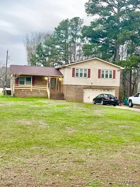 688 County Road 67, Moundville, AL 35474