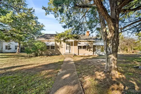 81 Minus St, Livingston, AL 35470