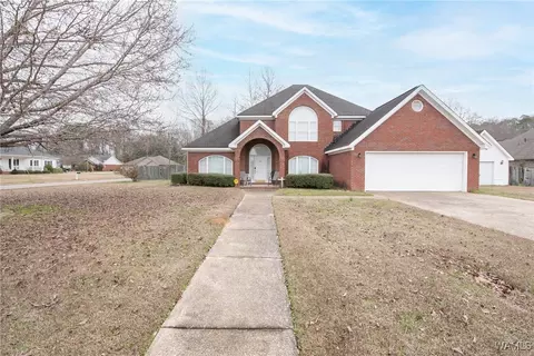 3625 Greenbrook Dr, Northport, AL 35475