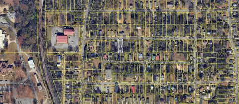 2009 4th St E, Tuscaloosa, AL 35404