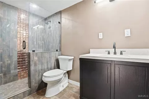 Bath - 34 Alexander Rd, Jasper, AL 35503 photo 1 of 2