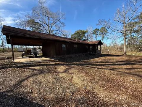 685 County 181, Eutaw, AL 35462