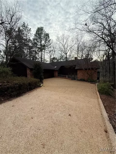 9214 Halsey Cir NE, Tuscaloosa, AL 35406