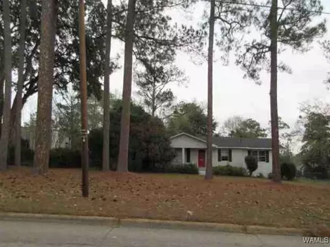 200 N Cherokee Ave, Dothan, AL 36303