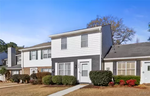 1054 Fairfax Dr, Tuscaloosa, AL 35406
