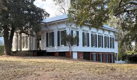 103 Centreville St, Marion, AL 36756
