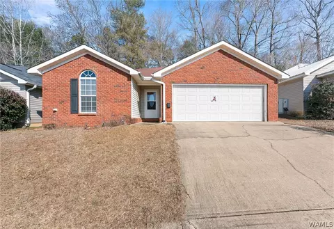 5012 Stewart Parc Dr, Northport, AL 35473