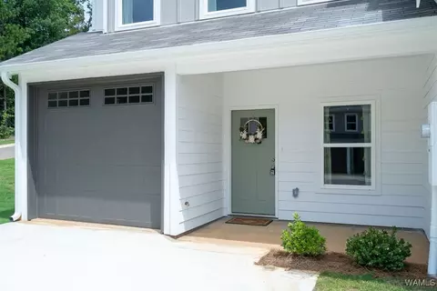 22140 Cove Ln, Woodstock, AL 35111