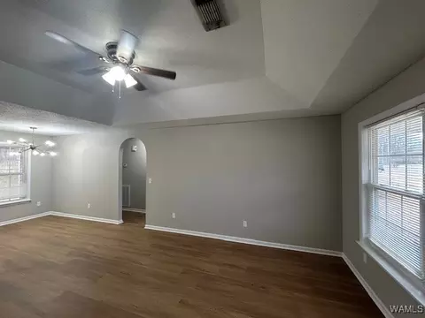 Living - 18378 Peyton Ln, Vance, AL 35490 photo 1 of 1
