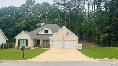 4203 Northwood Estates Dr, Northport, AL 35473