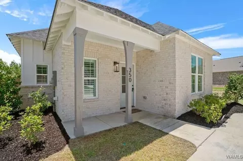 350 Shiloh Creek Dr, Calera, AL 35040