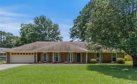 1327 Independence Dr, Tuscaloosa, AL 35406