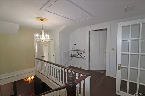 Entry Way - 417 Prairie Ave, Eutaw, AL 35462 photo 3 of 4