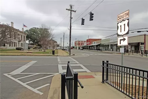 Exterior - 417 Prairie Ave, Eutaw, AL 35462 photo 8 of 8