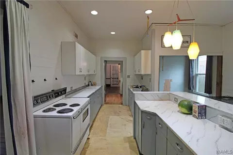 Kitchen - 417 Prairie Ave, Eutaw, AL 35462 photo 1 of 3