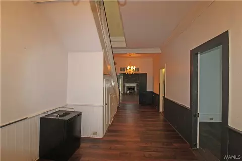 Entry Way - 417 Prairie Ave, Eutaw, AL 35462 photo 2 of 4