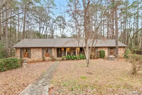 5407 Fall Creek Pl, Northport, AL 35473