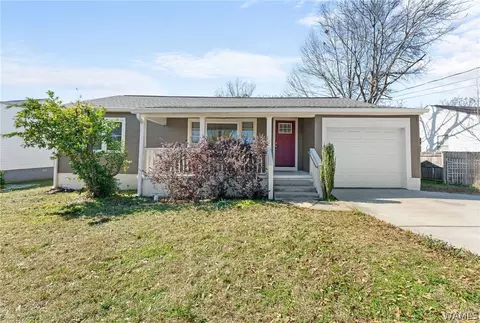 2216 Forest Lake Dr, Tuscaloosa, AL 35401