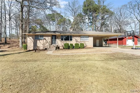 5114 Pinedale Dr, Northport, AL 35473