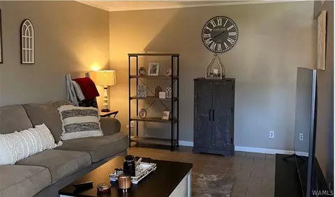 3501 Loop Rd #B-15, Tuscaloosa, AL 35404