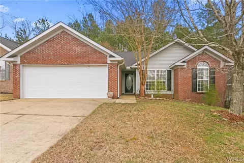 4923 Cambridge Dr, Northport, AL 35473