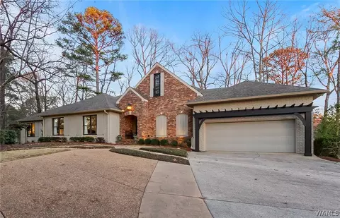 7623 Lakeview Ave NE, Tuscaloosa, AL 35406