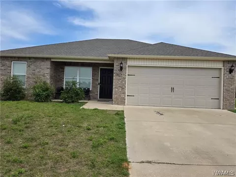 12376 Choctaw Cir, Moundville, AL 35474