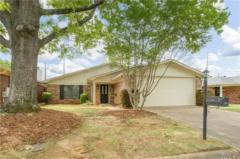 1738 Hollow Ln, Tuscaloosa, AL 35406