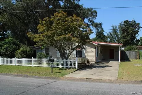 1598 Matias Dr, Lillian, AL 36549