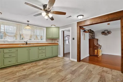 Entry Way - 2388 Old Parrish Rd, Parrish, AL 35580 photo 1 of 2