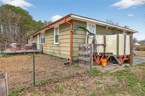 Exterior - 2388 Old Parrish Rd, Parrish, AL 35580 photo 5 of 13
