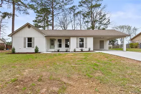 7122 61st Ave E, Cottondale, AL 35453