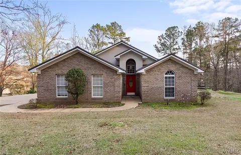 7908 Lake Sherwood Cir, Northport, AL 35473