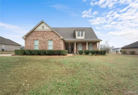 11774 Meadowlawn Dr, Moundville, AL 35474