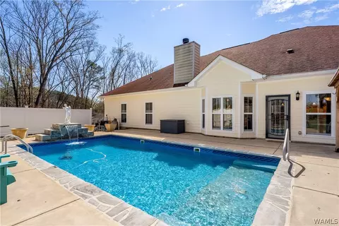 11689 Elam Dr, Northport, AL 35475